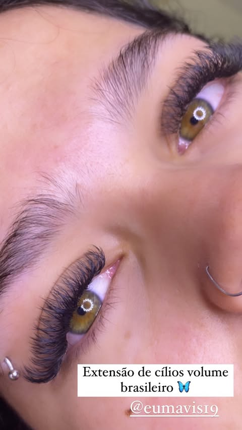 Extensão de Cílios Volume Brasileiro